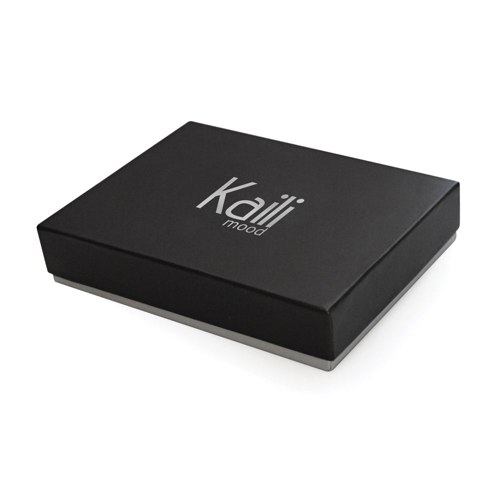 K12220DF | Portafogli Uomo in Vera Pelle pieno fiore, Naked. Colore Blu. Protezione RFID. Dimensioni da chiuso: cm 11,5 x 8,3 x 2. Confezione: Scatola regalo fondo/coperchio
