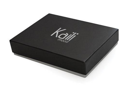 K0040FB | Flap pouch Made in Italy in genuine full-grain leather, dollar grain - Grey colour - Dimensions: 13 x 8 x 0.5 cm - Packaging: Rigid bottom/lid gift box